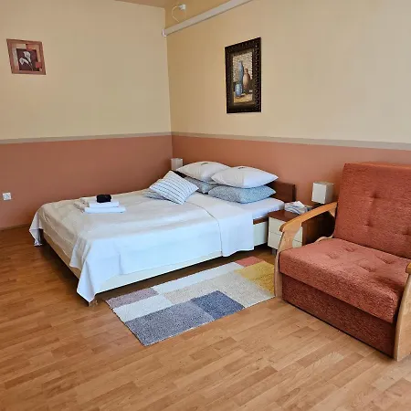 Abigel 2 Vendeghaz Πανσιόν 3*